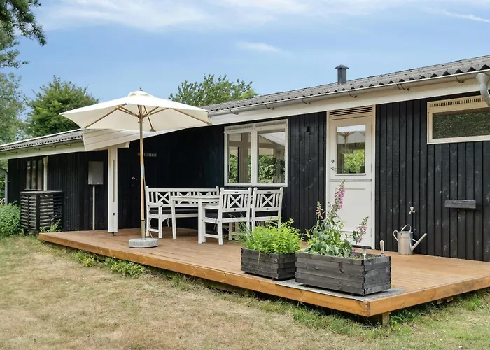 Classic 200 Metres From The Sea